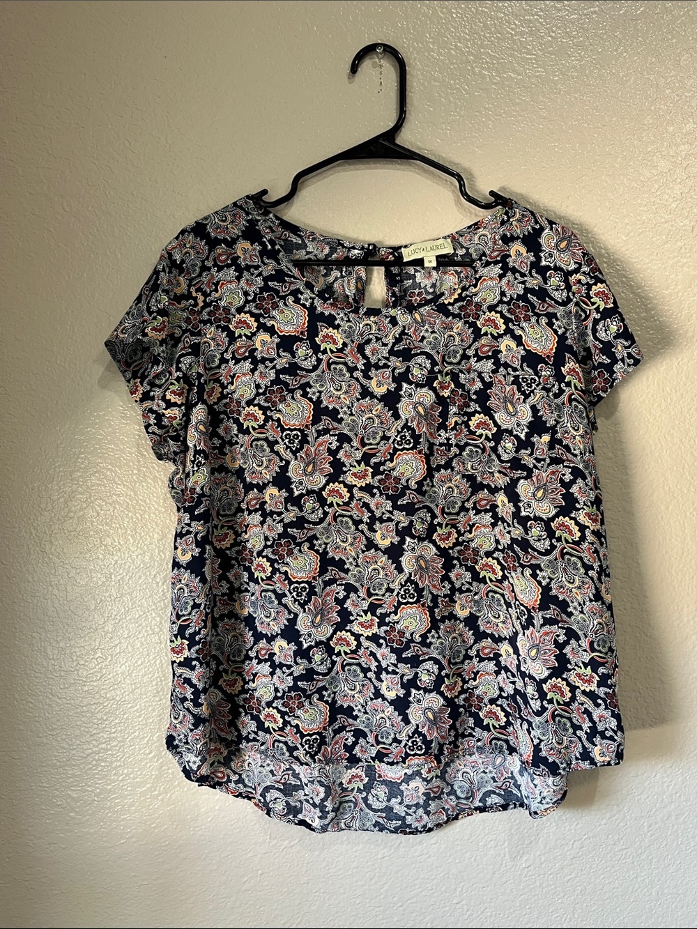 Lucy & Laurel Navy Paisley Keyhole Short Sleeve Blouse Sz 1X Floral Boho Flowy